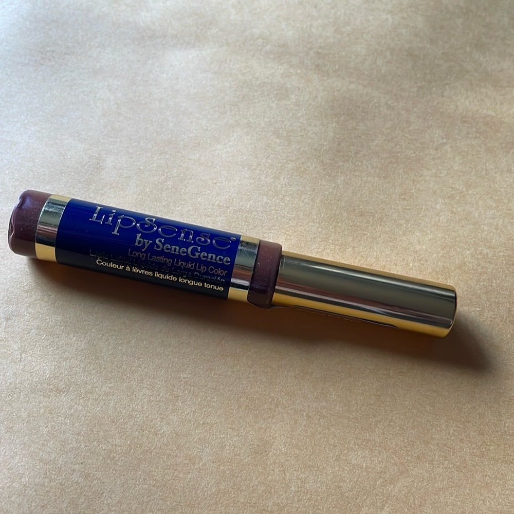 New Original Formula Senegence Lipsense Light Bronze . RARE DISCONTINUED